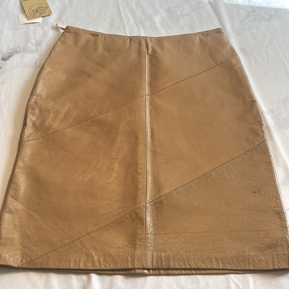 Rem Garson tan leather knee pencil skirt - Picture 9 of 12